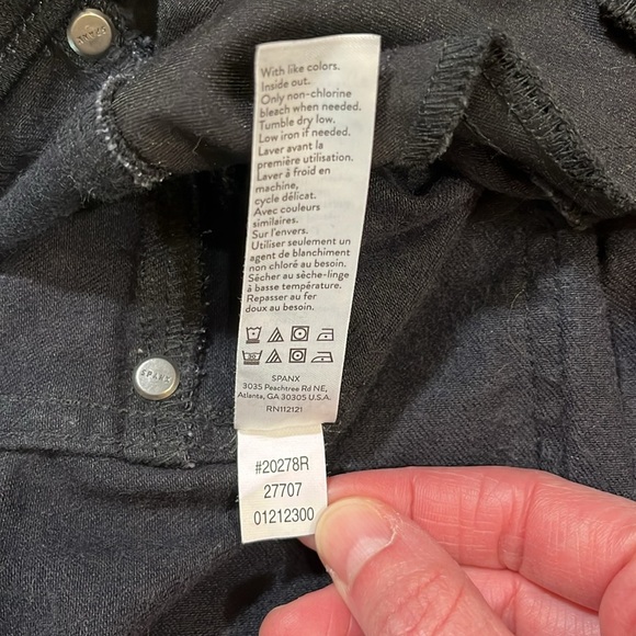 Spanx Black Pull On Skinny Ankle Pants Jeans EUC Stretch Women's Medium M - Picture 13 of 13